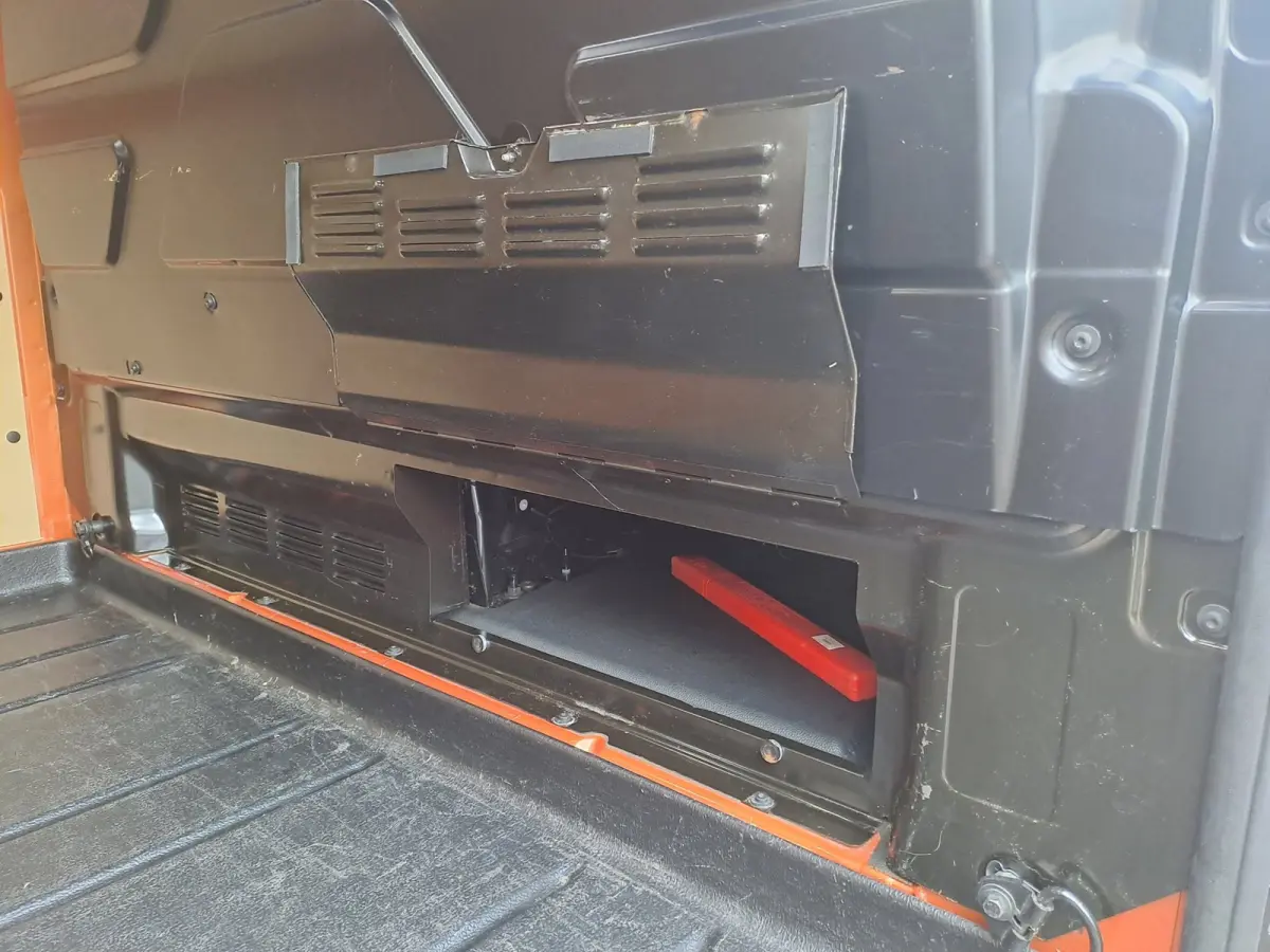 320 2.0 TDCI L1H1 Sport