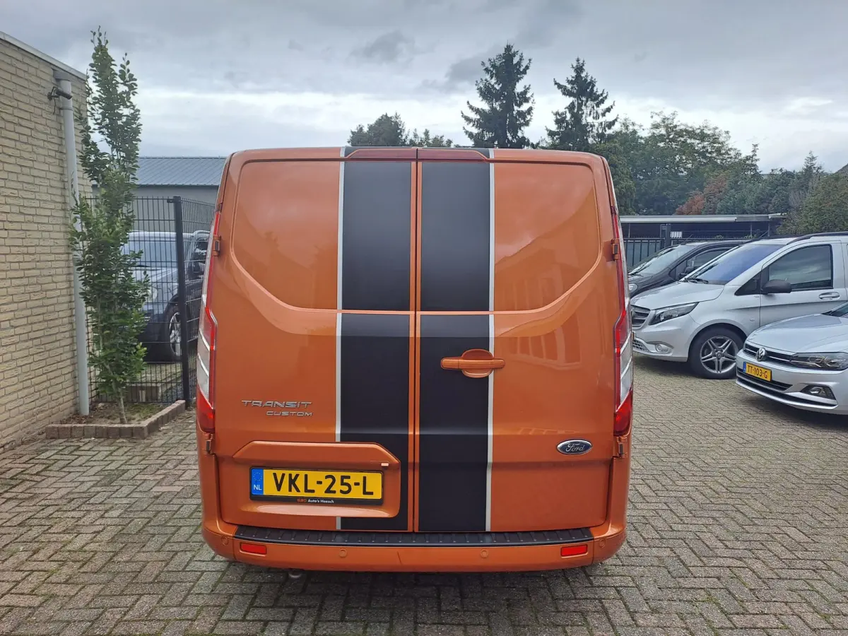 320 2.0 TDCI L1H1 Sport