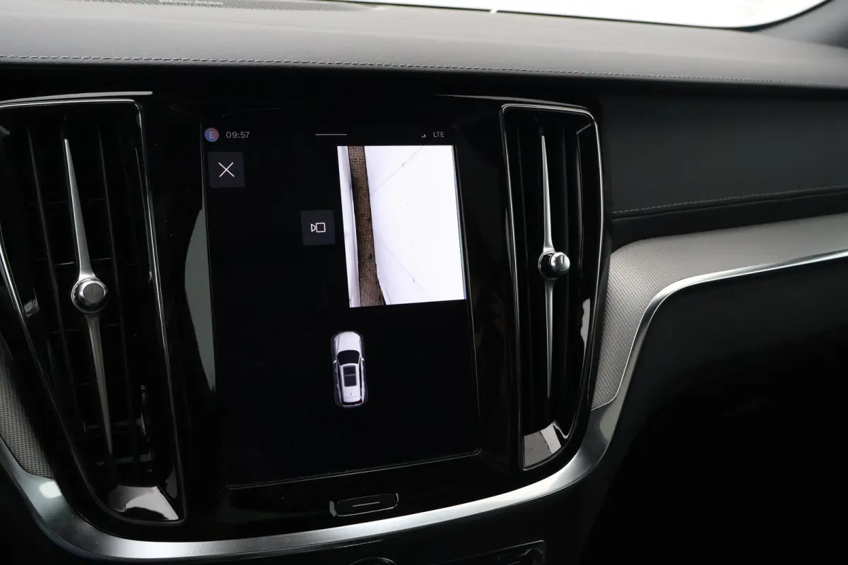 2.0 T6 Plug-in hybrid AWD Ultra Dark | Trekhaak | Harman Kardon | Pano |