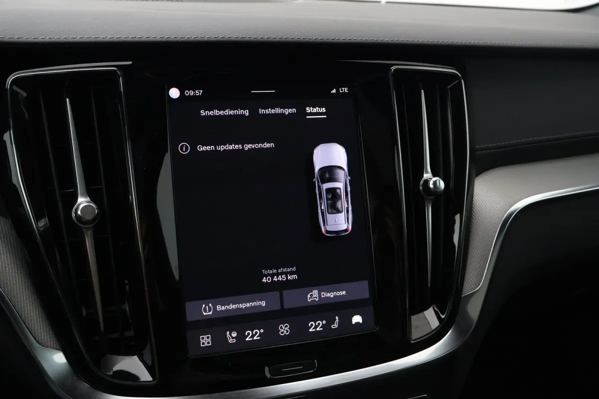 2.0 T6 Plug-in hybrid AWD Ultra Dark | Trekhaak | Harman Kardon | Pano |
