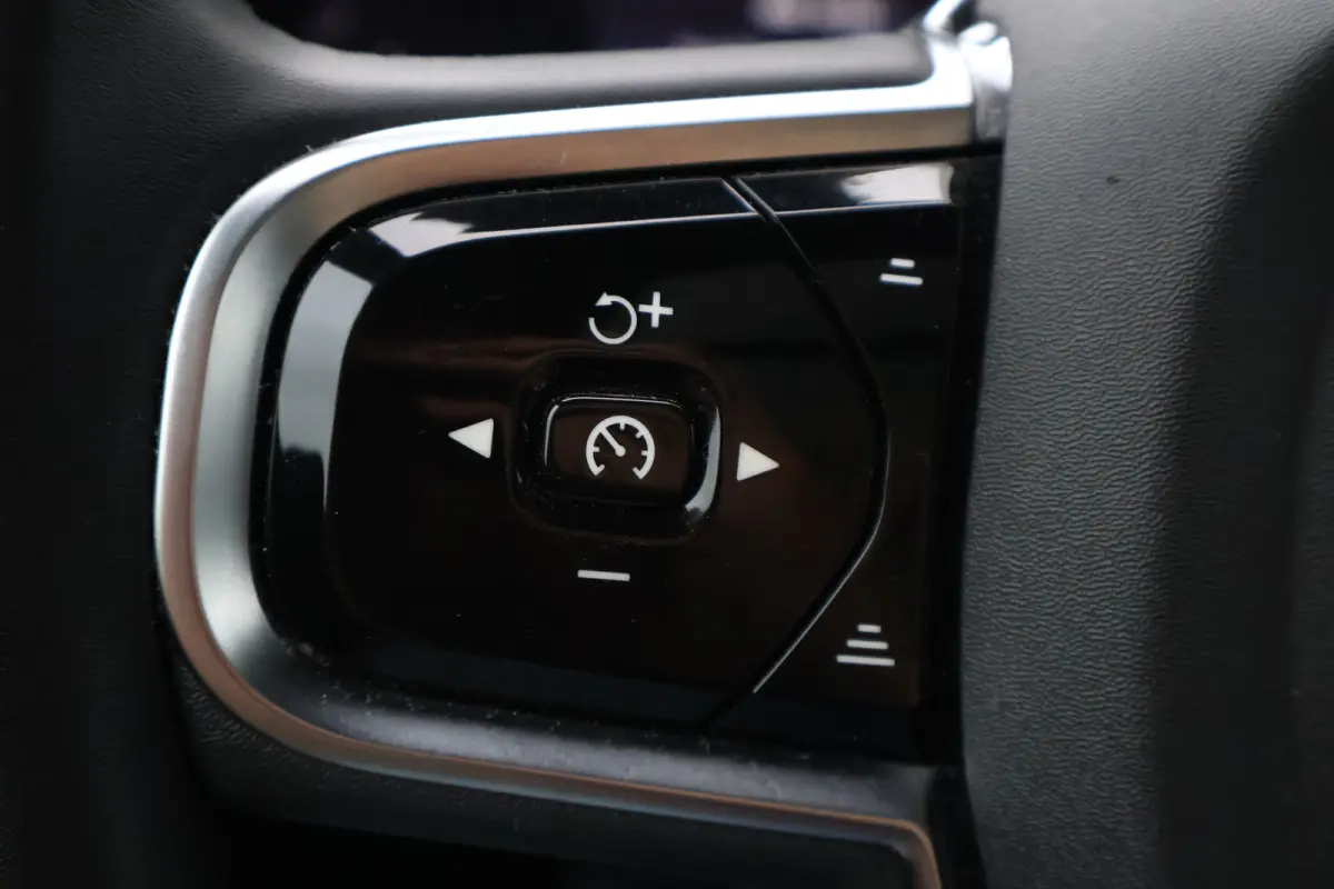 2.0 T6 Plug-in hybrid AWD Ultra Dark | Trekhaak | Harman Kardon | Pano |