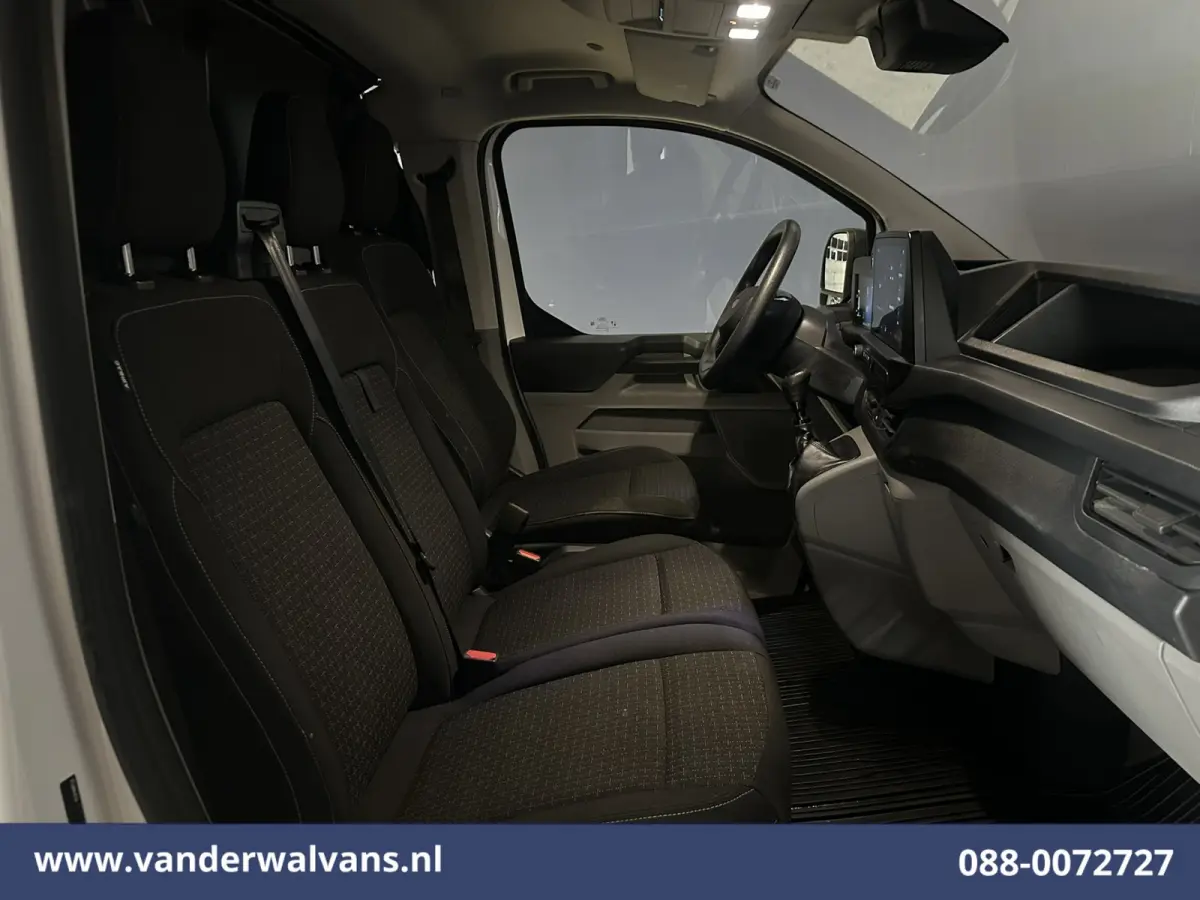 2.0 TDCI 111pk L2H1 Euro6 Airco | Camera | Navigatie | LED | Apple Carplay | Cruisecontrol Android Auto, Verwarmde voorruit, Stoelverwarming, Parkeersensoren, Bijrijdersbank