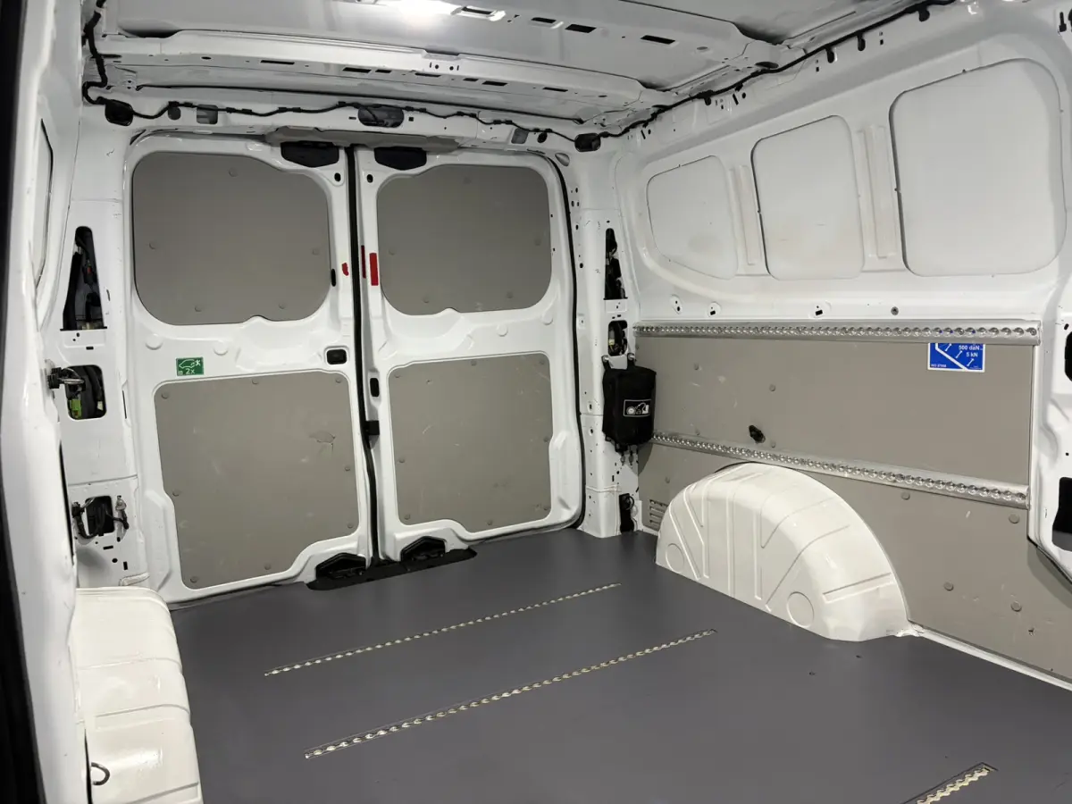 2.0 TDCI 111pk L2H1 Euro6 Airco | Camera | Navigatie | LED | Apple Carplay | Cruisecontrol Android Auto, Verwarmde voorruit, Stoelverwarming, Parkeersensoren, Bijrijdersbank