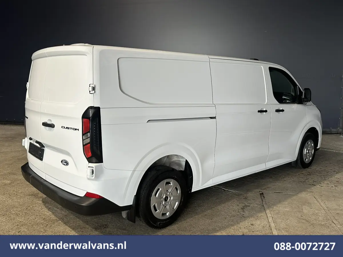 2.0 TDCI 111pk L2H1 Euro6 Airco | Camera | Navigatie | LED | Apple Carplay | Cruisecontrol Android Auto, Verwarmde voorruit, Stoelverwarming, Parkeersensoren, Bijrijdersbank