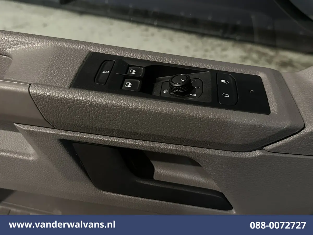 2.0 TDI 111pk L1H1 Euro6 Airco | Navigatie | LM Velgen | Cruisecontrol | Apple Carplay Parkeersensoren