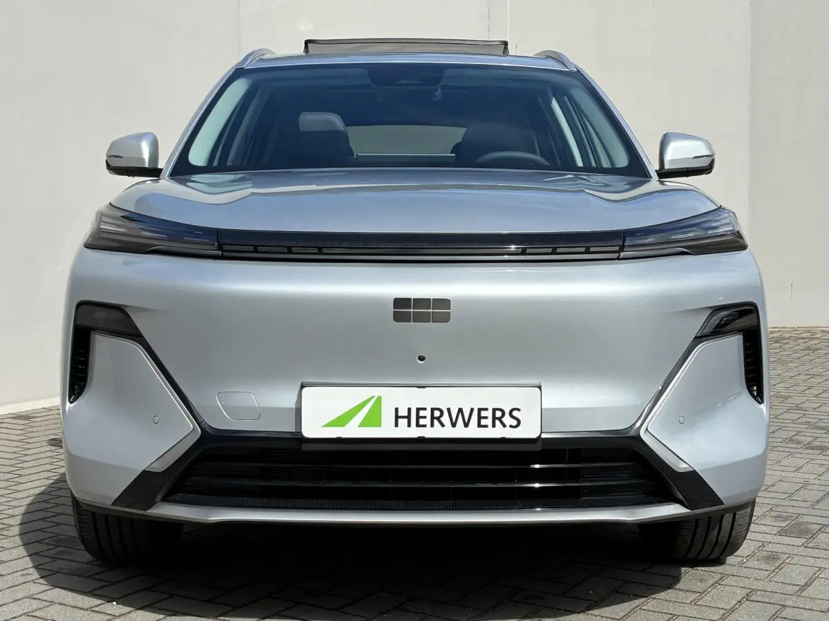 1.5 Max+ / 29,8 kWh / 136KM WLTP / max 1055KM Actieradius / PHEV / Plug-in / Fabrieksgarantie t/m 07-2034 / Stoelverwarming voor en achter / Stoelmassage / Schuif-kantel dak / Stoelventilati