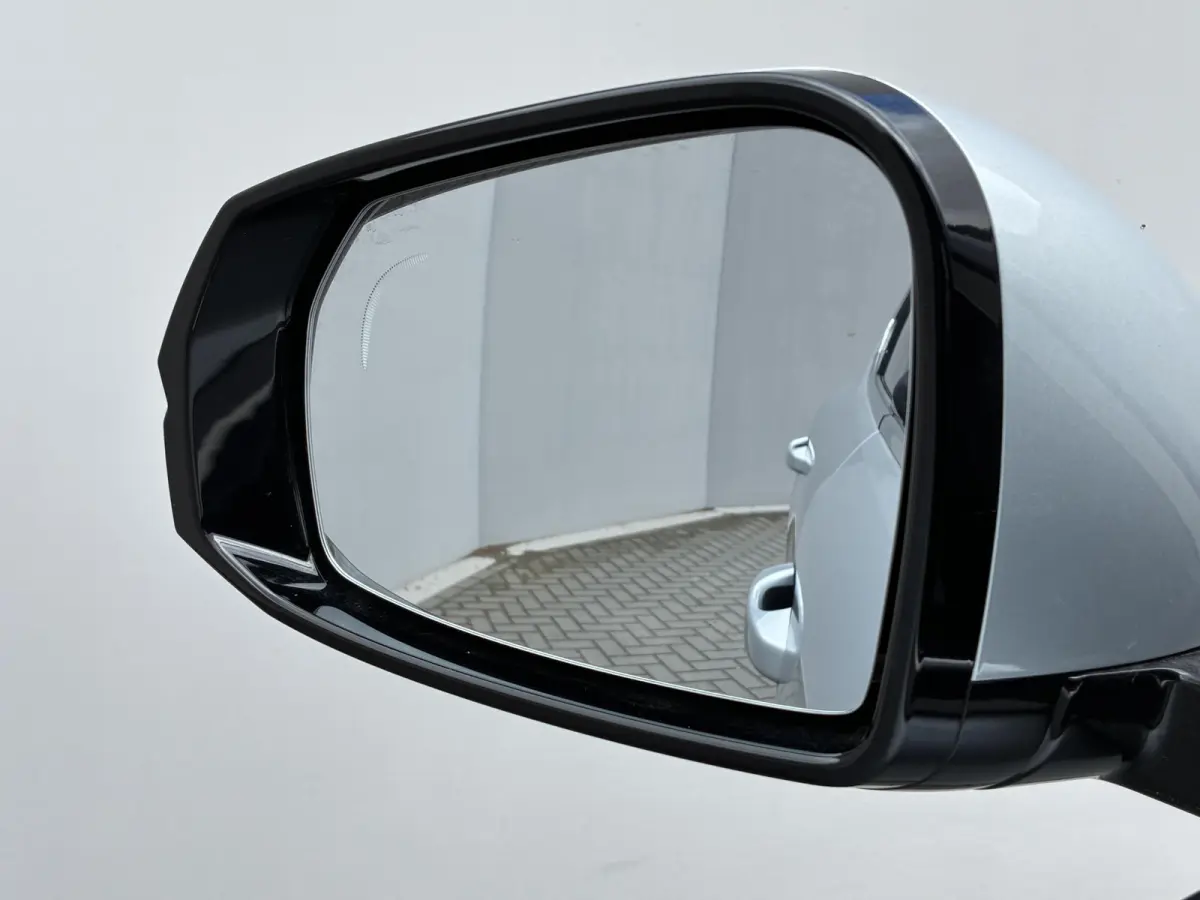 1.5 Max+ / 29,8 kWh / 136KM WLTP / max 1055KM Actieradius / PHEV / Plug-in / Fabrieksgarantie t/m 07-2034 / Stoelverwarming voor en achter / Stoelmassage / Schuif-kantel dak / Stoelventilati