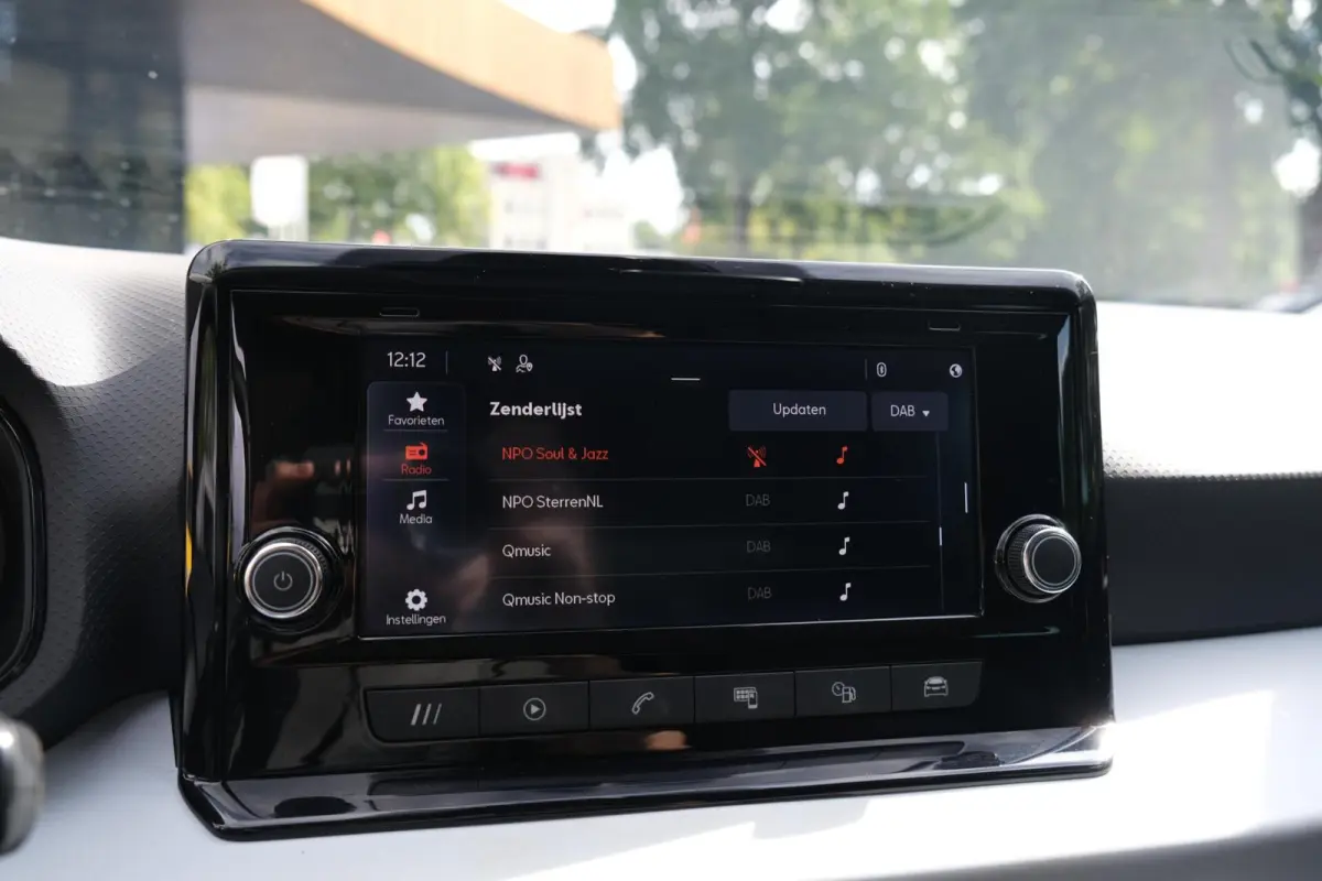 1.0 Style|Rijklaar!|Carplay|LaneAssist|FrontAssist|DAB|Cruise