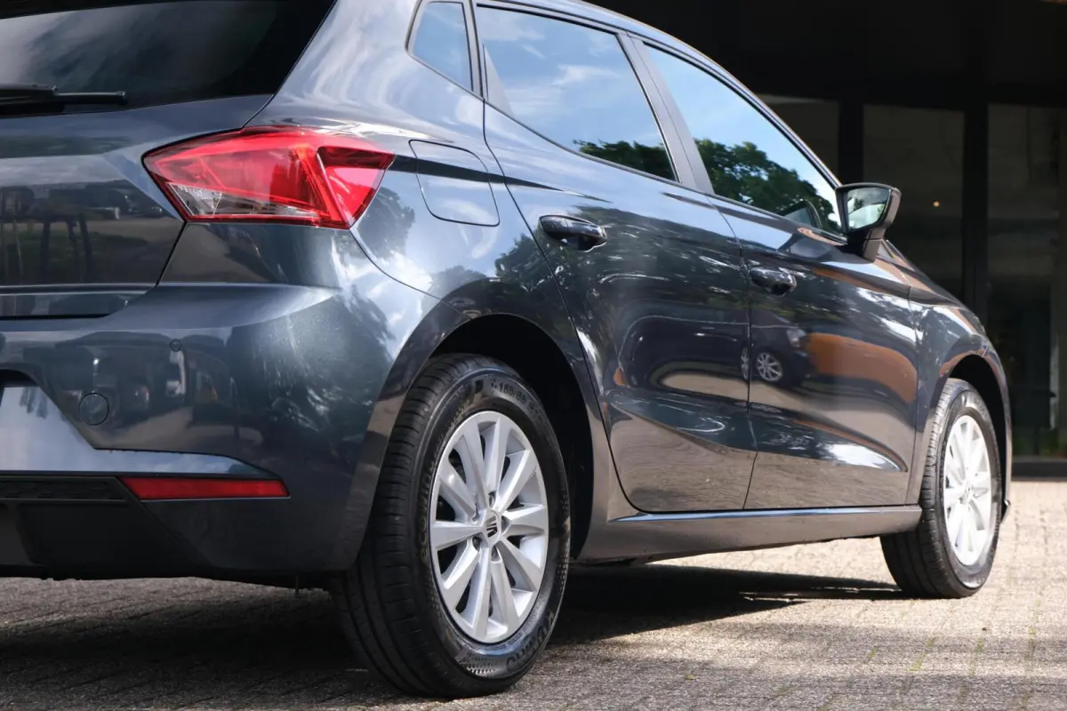 1.0 Style|Rijklaar!|Carplay|LaneAssist|FrontAssist|DAB|Cruise