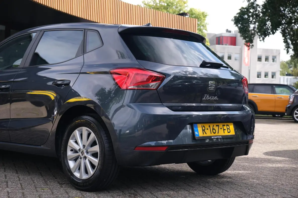 1.0 Style|Rijklaar!|Carplay|LaneAssist|FrontAssist|DAB|Cruise