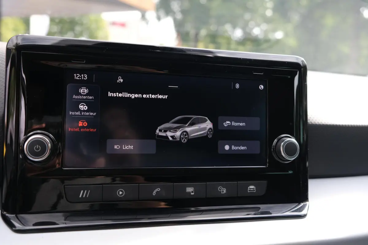 1.0 Style|Rijklaar!|Carplay|LaneAssist|FrontAssist|DAB|Cruise