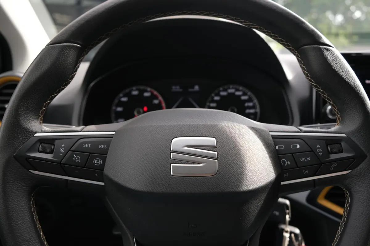 1.0 Style|Rijklaar!|Carplay|LaneAssist|FrontAssist|DAB|Cruise