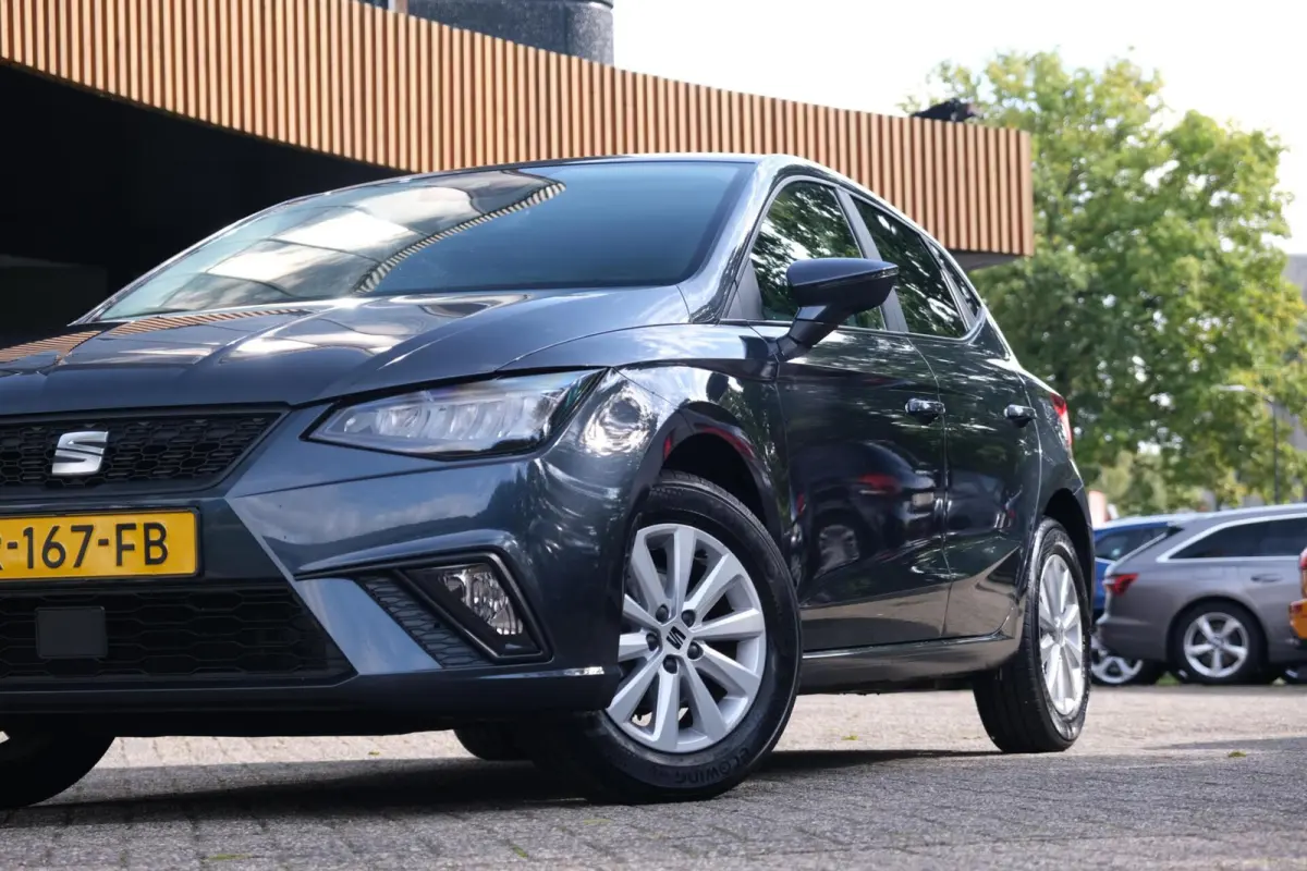 1.0 Style|Rijklaar!|Carplay|LaneAssist|FrontAssist|DAB|Cruise