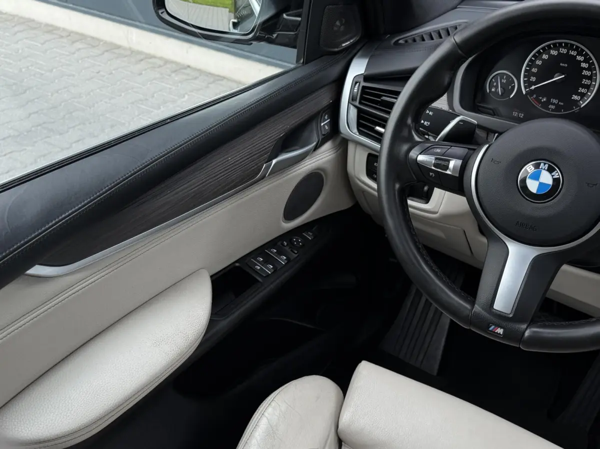 xDrive40e High Executive Pano - Leder - Head-Up - Keyless - Trekhaak