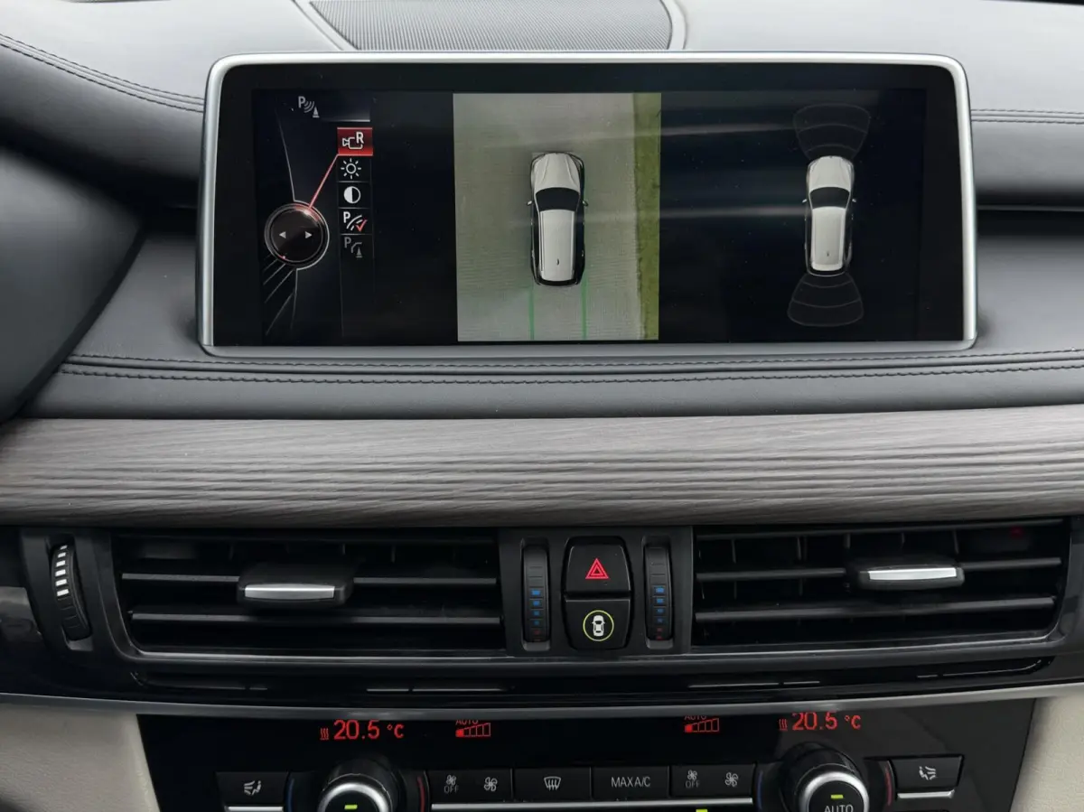 xDrive40e High Executive Pano - Leder - Head-Up - Keyless - Trekhaak
