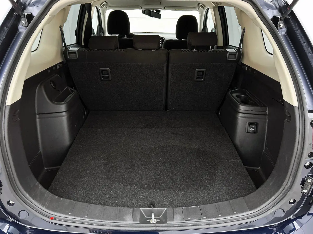 2.0 Business Edition CAMERA | NAVI | CRUISE