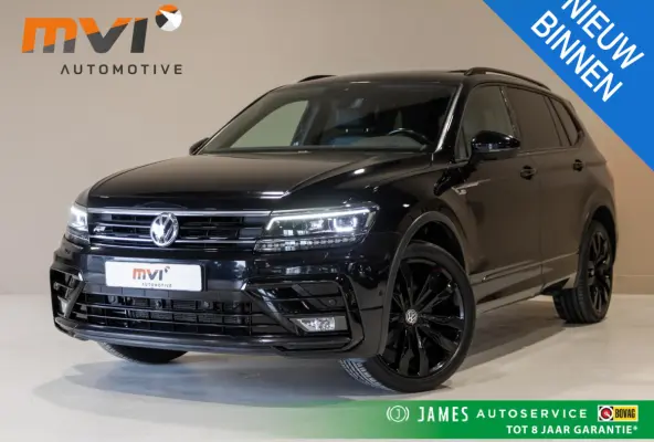 1.5 TSI 2x R-Line Blackstyle / 150pk / Panorama dak / Rondomzicht camera / Stoelverwarming / Leder /