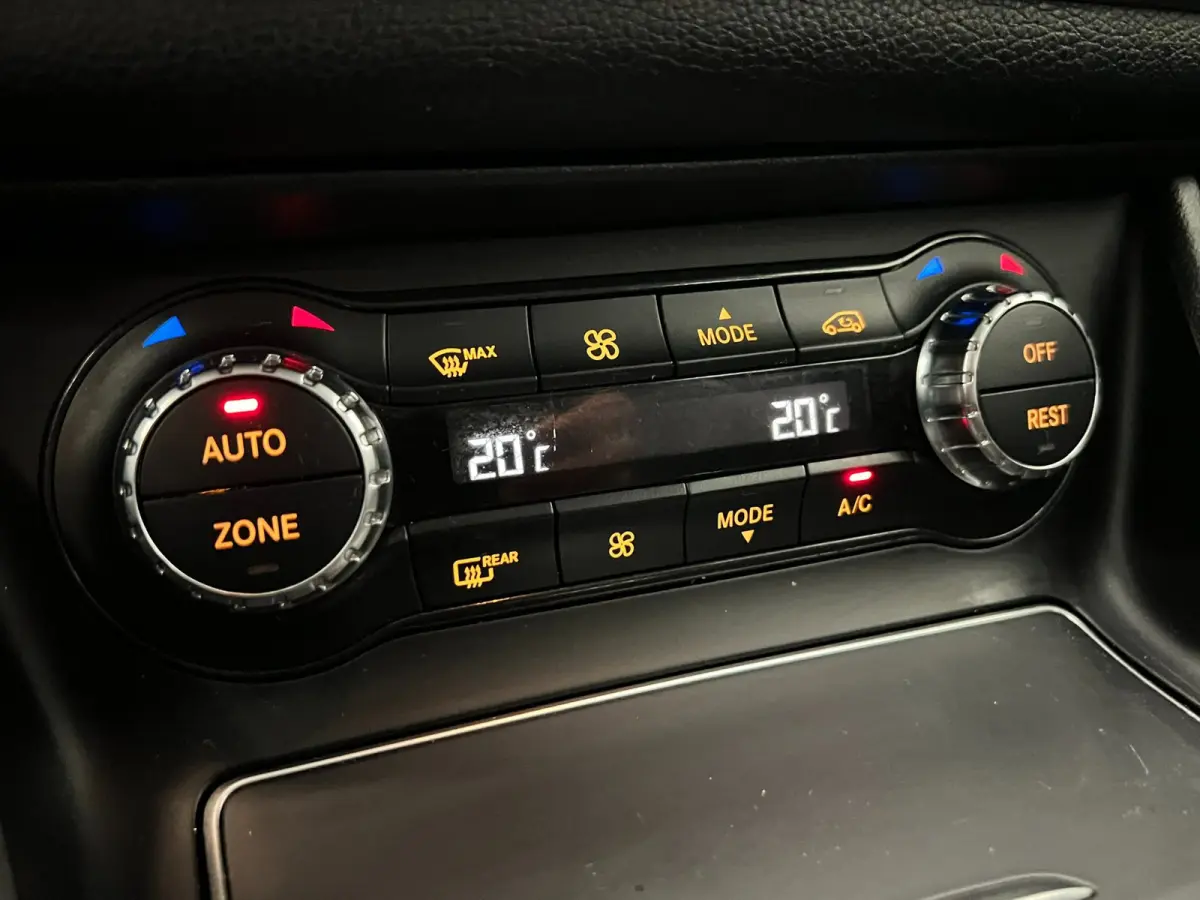 180 Urban / Leder / Clima / Stoelverwarming