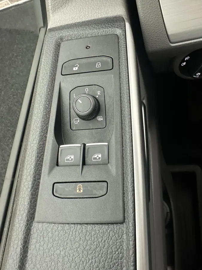 2.0 TDI L2H1 30 DC Bulli achteruitrijcamera| dubbele cabine