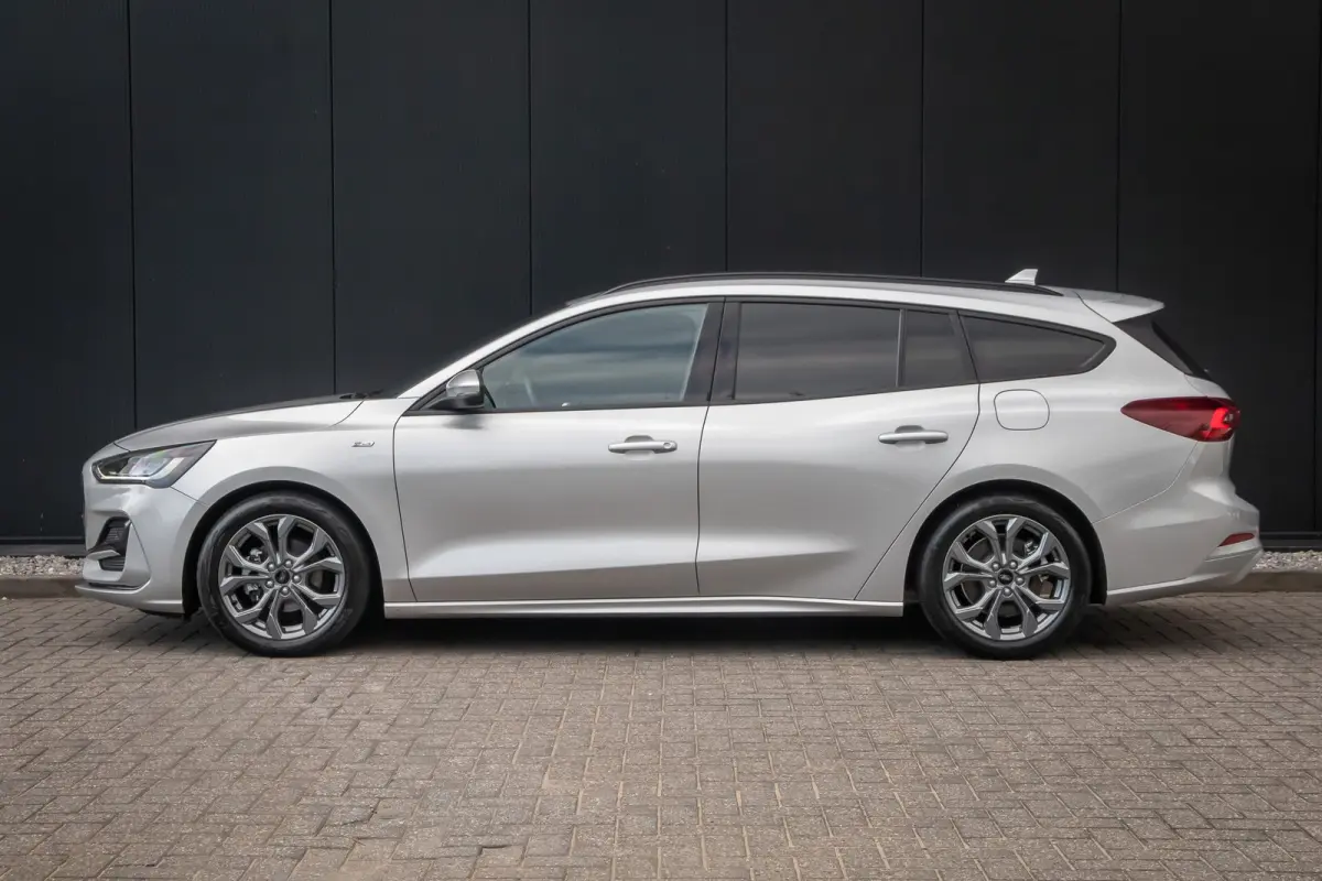 1.0 EcoBoost Hybrid ST Line | Automaat | Full LED koplampen | Privacy-glass | Apple carplay / andriod auto | Winter-pack