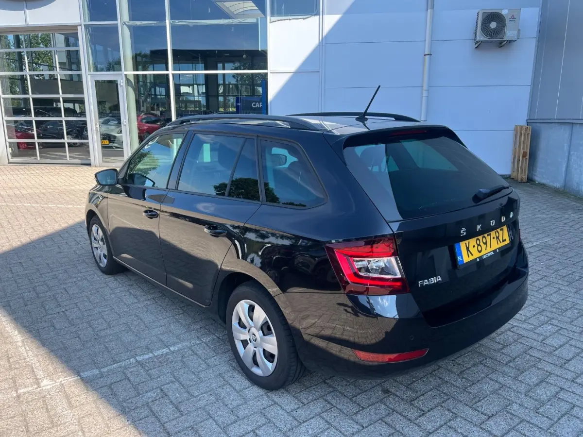 1.0 TSI 95PK DSG-7 Ambition | NAVIGATIE | CLIMATE CONTROL | CRUISE CONTROL | ELEKTR. PAKKET | PARKEERSENSOREN