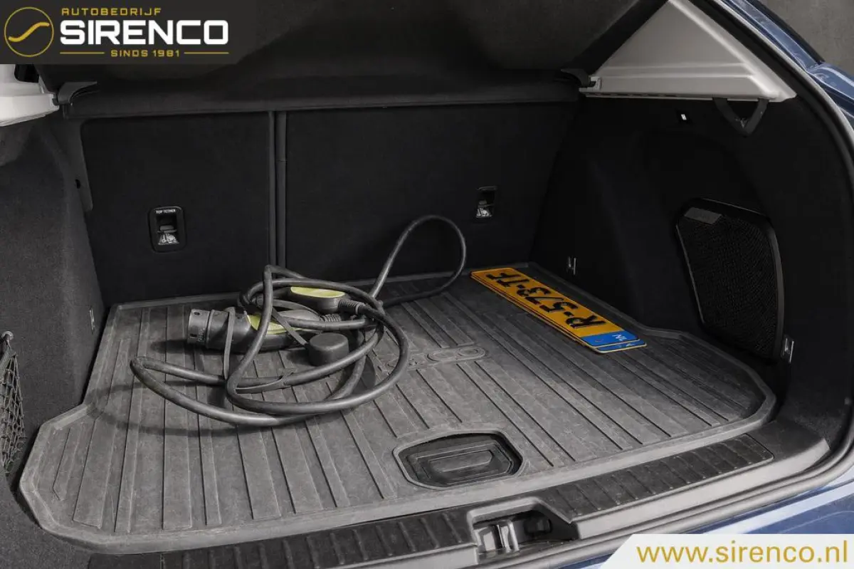 1.5| 360 camera met 3d view | stoelverwarming |Android auto & Apple carplay |dab | adaptieve cruise control | sfeerverlichting |