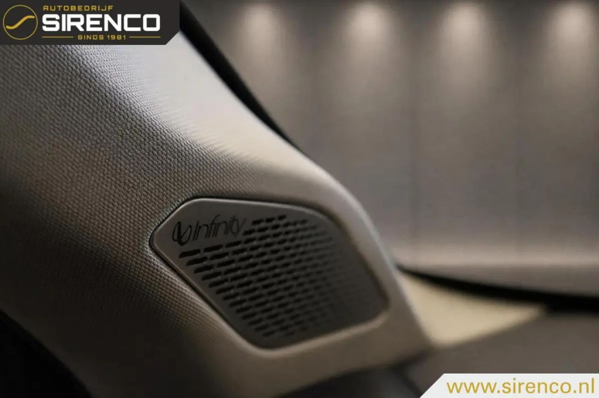 1.5| 360 camera met 3d view | stoelverwarming |Android auto & Apple carplay |dab | adaptieve cruise control | sfeerverlichting |
