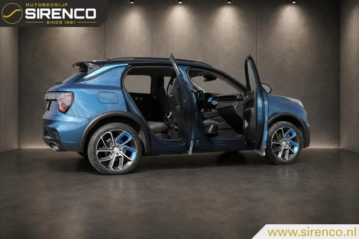 1.5| 360 camera met 3d view | stoelverwarming |Android auto & Apple carplay |dab | adaptieve cruise control | sfeerverlichting |