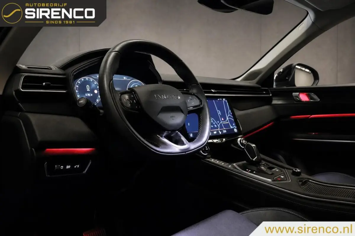 1.5| 360 camera met 3d view | panodak | stoelverwarming |Android auto & Apple carplay |dab | adaptive cruise control | sfeerverlichting |
