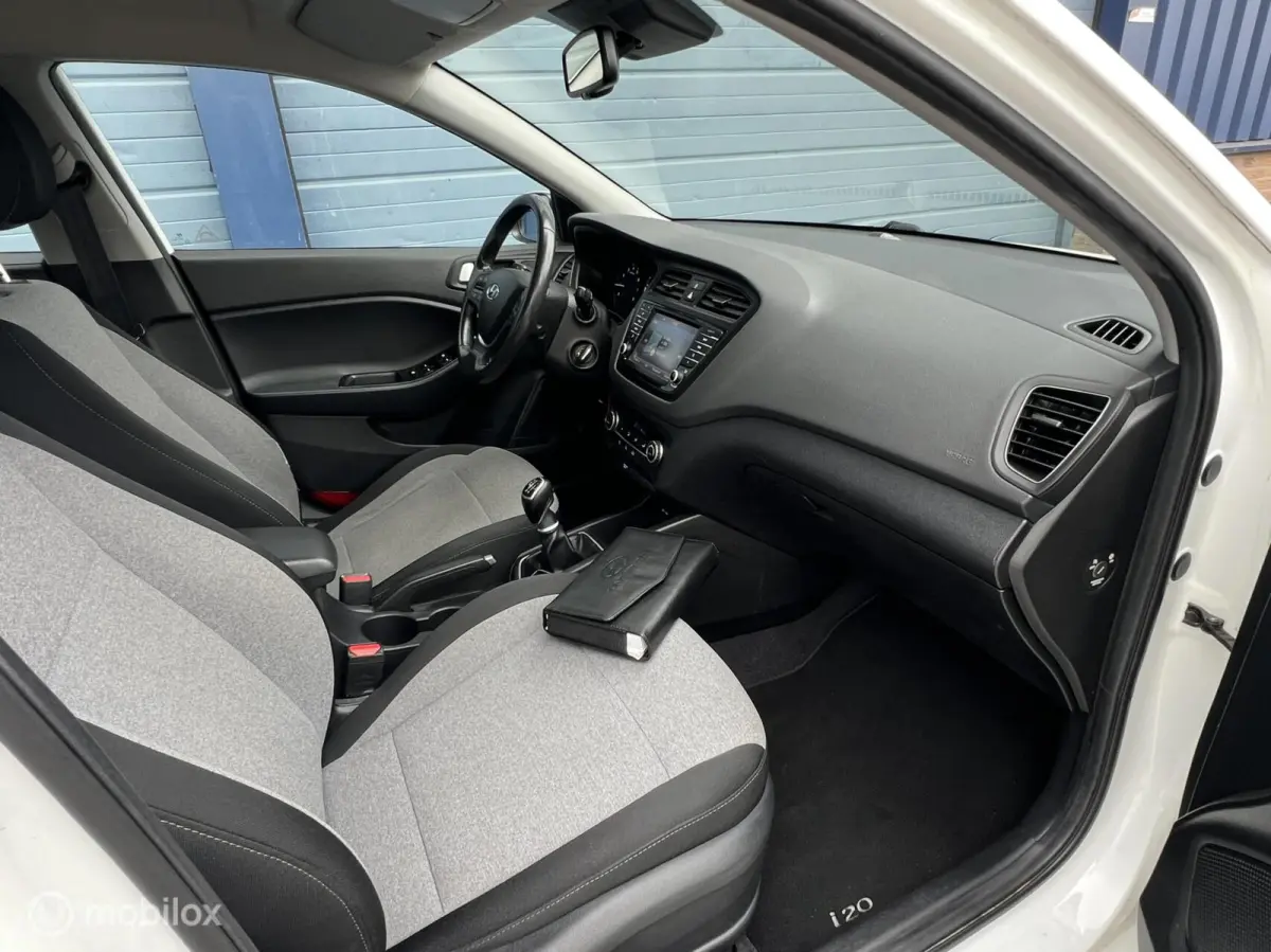 1.0 T-GDI Comfort / CRUISE / NAVI / CAMERA!