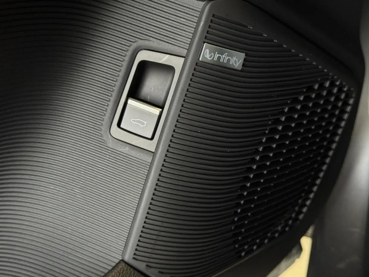 1.5 DM-i FWD Boost Automaat | Stoelverw. + Ventilatie | 360 Camera | Panoramadak | Leer | LED | Sfeerverlichting ( Vestiging - Vianen Tel:L 0347-371248 )