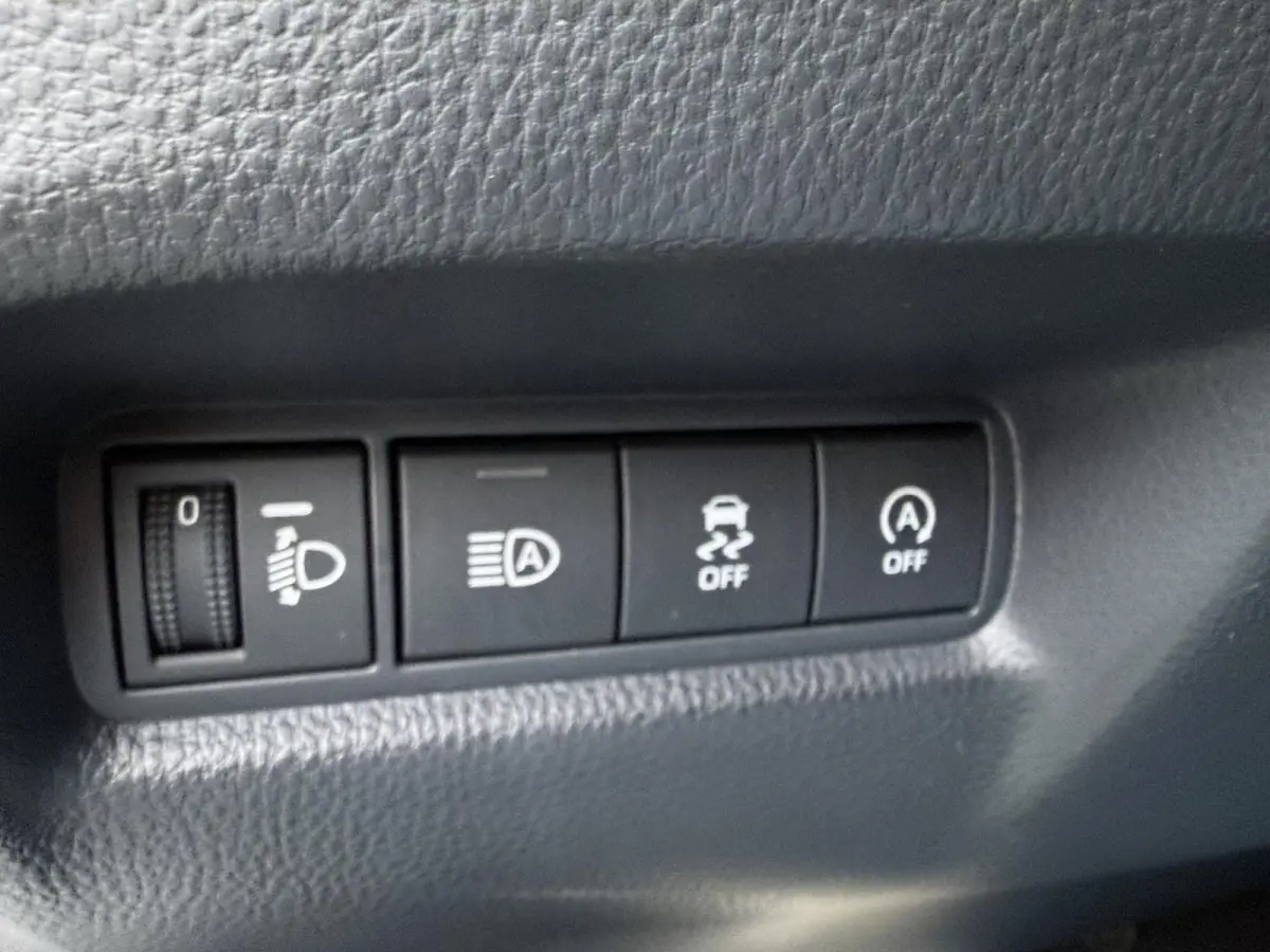 1.0 VVT-i MT Play | Parkeercamera | Apple Carplay/Android Auto |