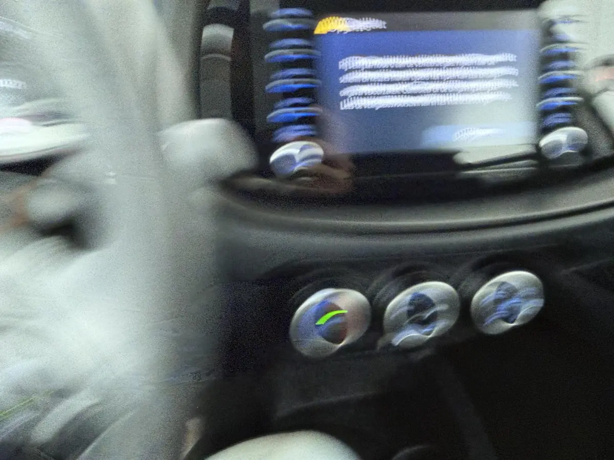 1.0 VVT-i MT Play | Parkeercamera | Apple Carplay/Android Auto |