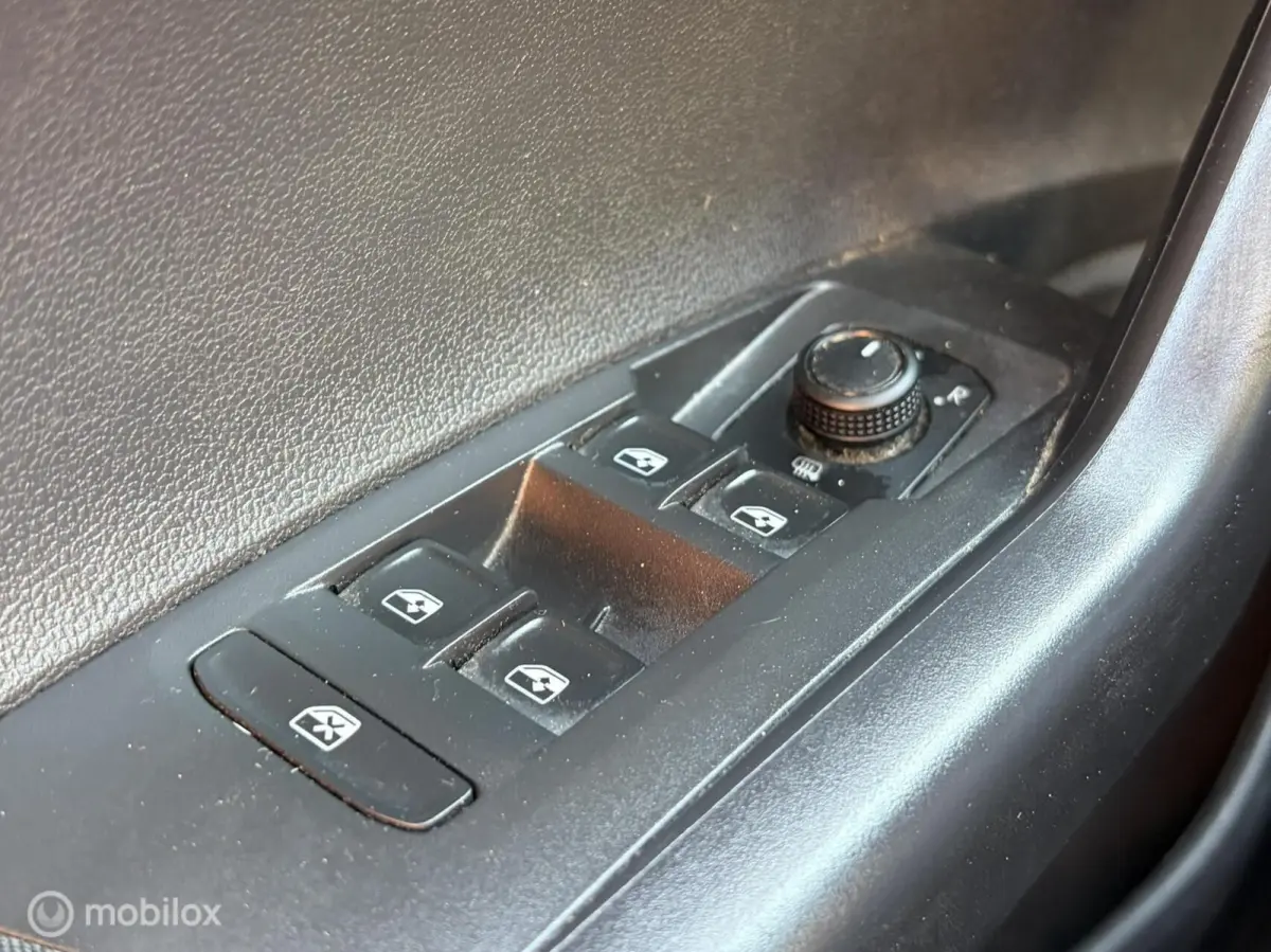 1.0 TSI Bus. R-Line / open dak / nav/ carplay