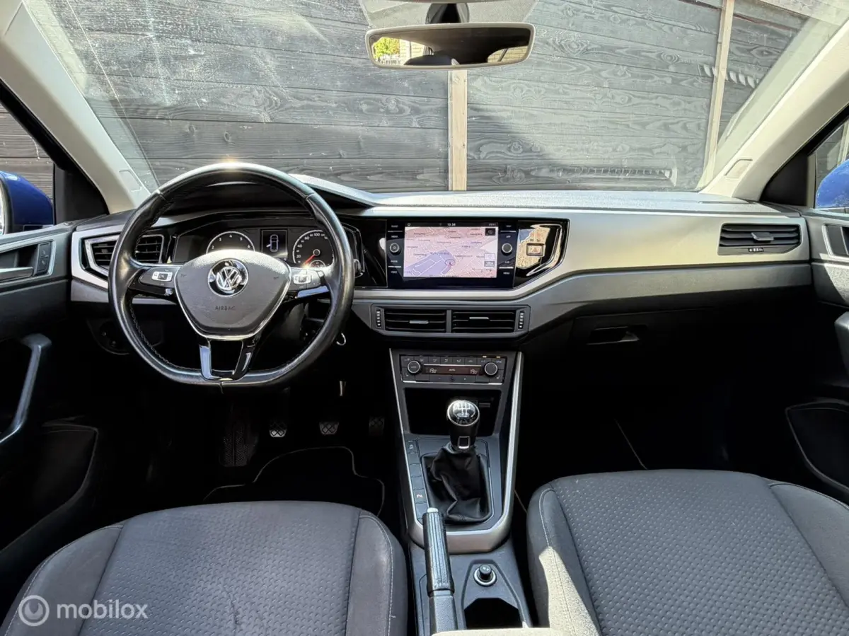 1.0 TSI Bus. R-Line / open dak / nav/ carplay