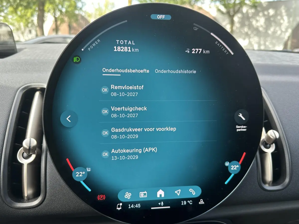 E Blackyard 66.5 kWh SOH 100% | VAN: € 37.900,- VOOR: € 35.877,- UW HERFSTVOORDEEL: € 2.023,- | HEAD UP DISPAY | ACHTERUIT RIJ CAMERA | STOELVERWARMING | FABRIEKS GARANTIE 10-2028