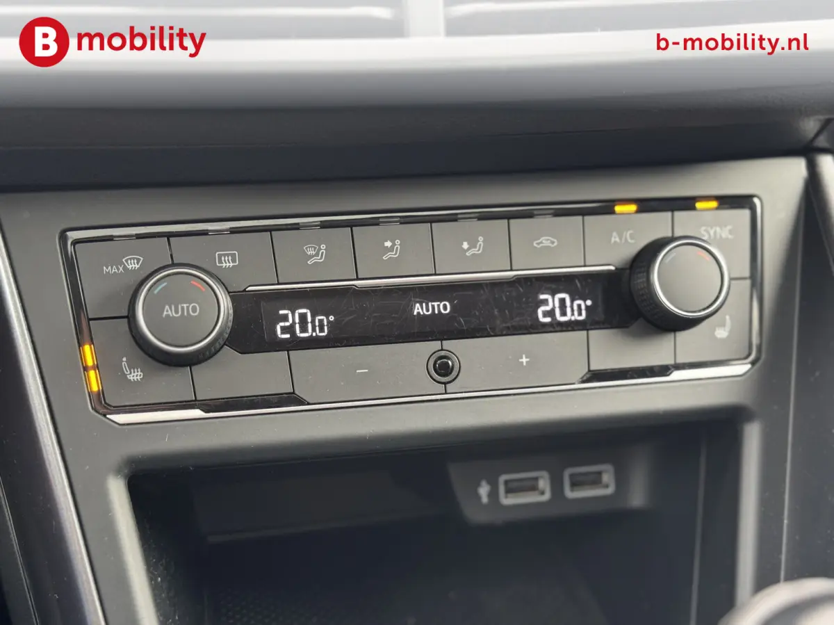 1.0 TSI Highline Business R-Line Panoramadak Digitaal Dashboard | Achteruitrijcamera | ACC | Stoelverwarming | Apple CarPlay