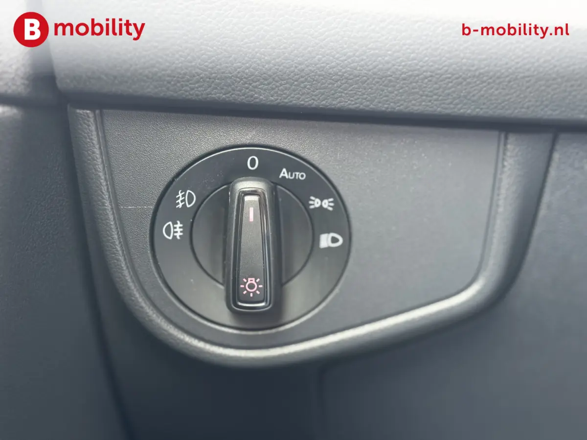 1.0 TSI Highline Business R-Line Panoramadak Digitaal Dashboard | Achteruitrijcamera | ACC | Stoelverwarming | Apple CarPlay