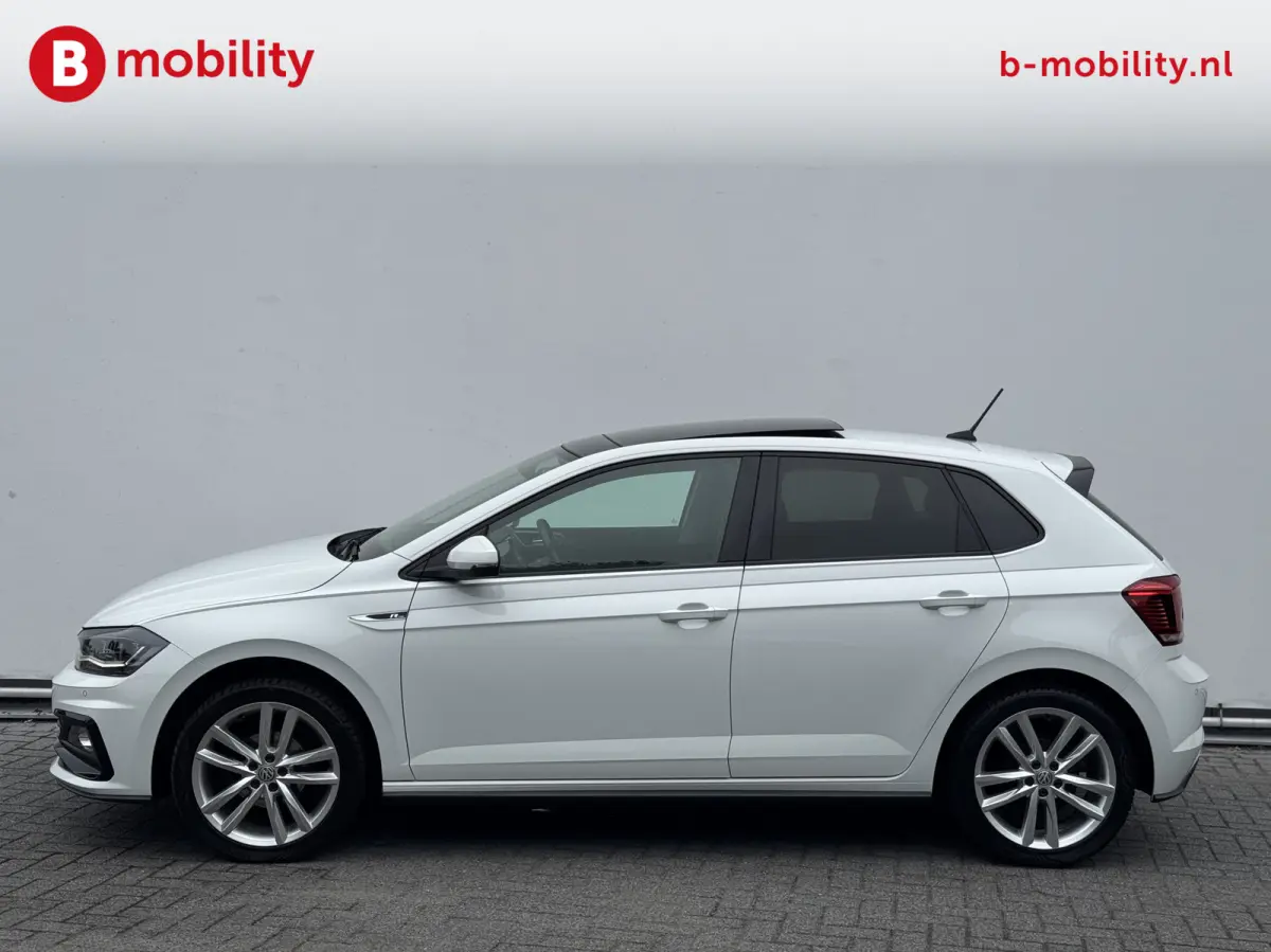 1.0 TSI Highline Business R-Line Panoramadak Digitaal Dashboard | Achteruitrijcamera | ACC | Stoelverwarming | Apple CarPlay