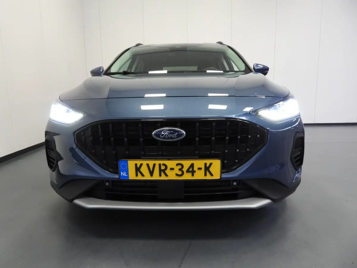 1.0 EcoBoost Hybrid Active Style NAVI-APP/CAMERA/CLIMA/LED/17"LMV!