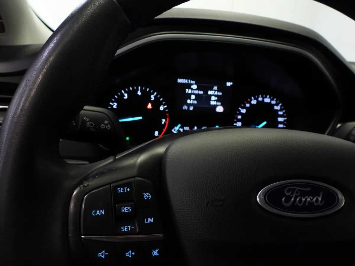 1.0 EcoBoost Hybrid Active Style NAVI-APP/CAMERA/CLIMA/LED/17"LMV!