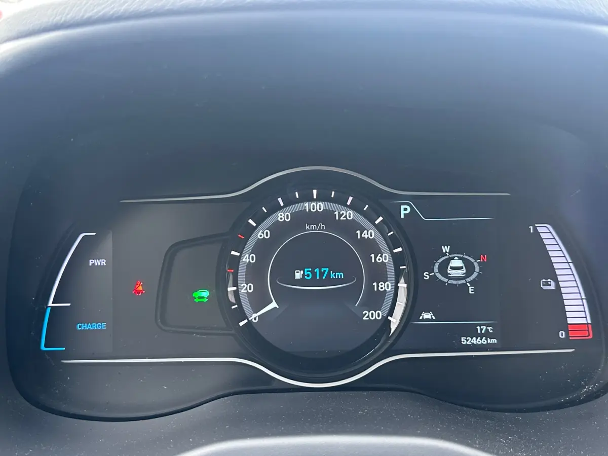 EV Comfort 64 kWh FASE 3| SOH 100% 1E EIG|ORG NL AUTO |A.CARPLAY|CAMERA|ADAPT.CRUISE|LANE ASSIST|PARKING.SNRS|KEYLE