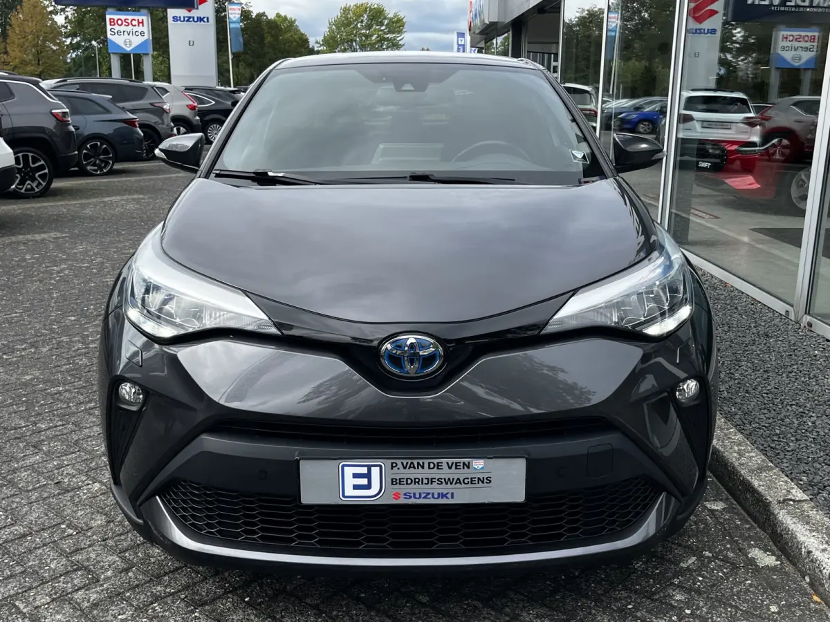 1.8 Hybrid First Edition Automaat | Afn. trekhaak | Dodehoek | Camera | Carplay/Android Auto | Keyless | etc. etc.