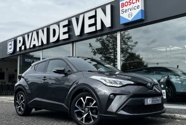 1.8 Hybrid First Edition Automaat | Afn. trekhaak | Dodehoek | Camera | Carplay/Android Auto | Keyless | etc. etc.
