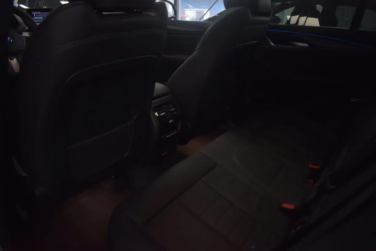 XDrive30e M-Sport 292pk | TREKHAAK | LASERLIGHT | PANODAK