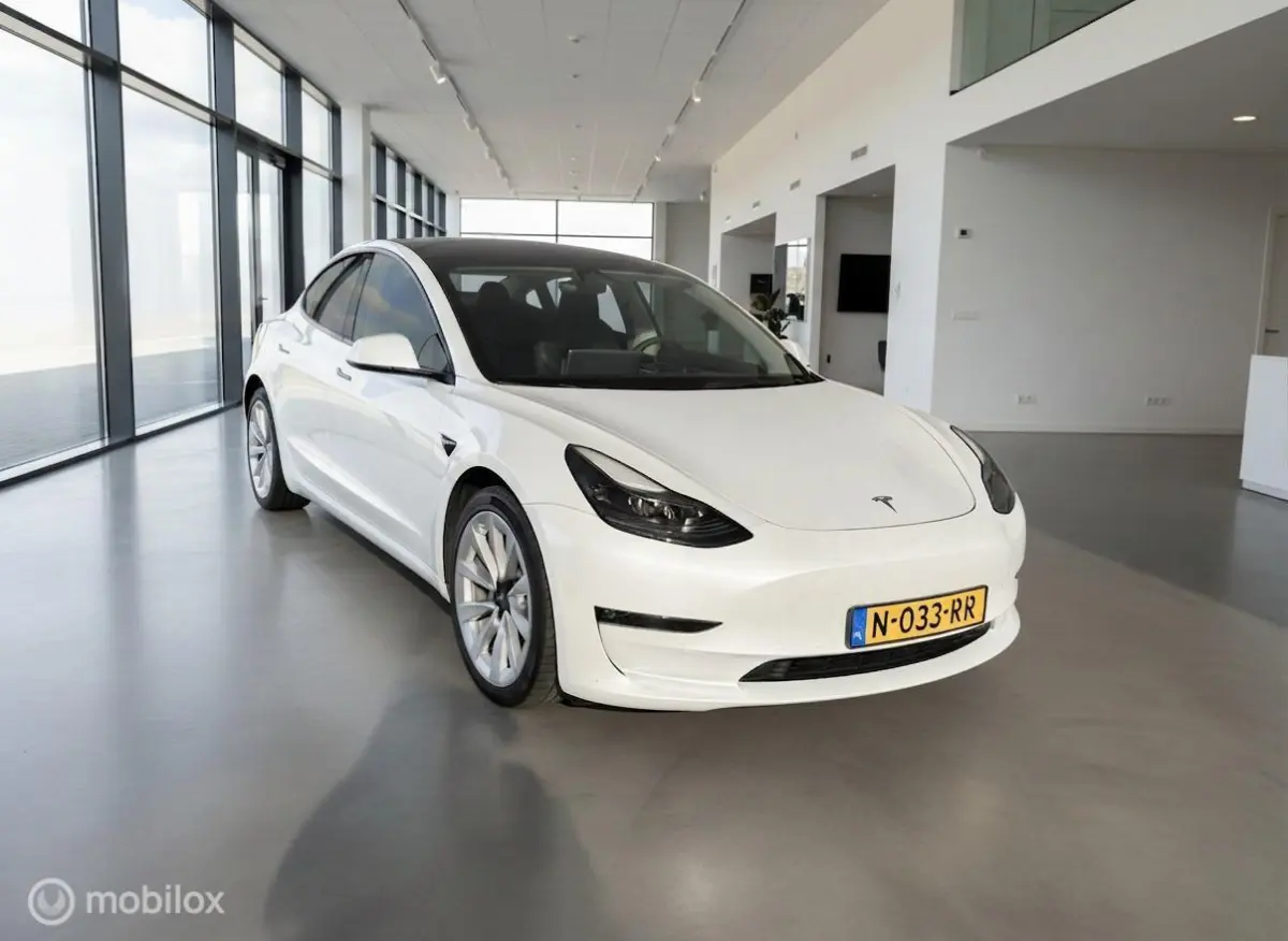 Long Range AWD 75 kWh | SOH 91% MOBA | Facelift | 19” | Premium Audio