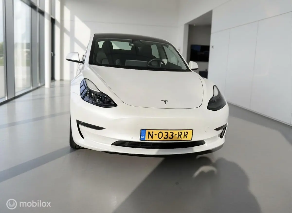Long Range AWD 75 kWh | SOH 91% MOBA | Facelift | 19” | Premium Audio