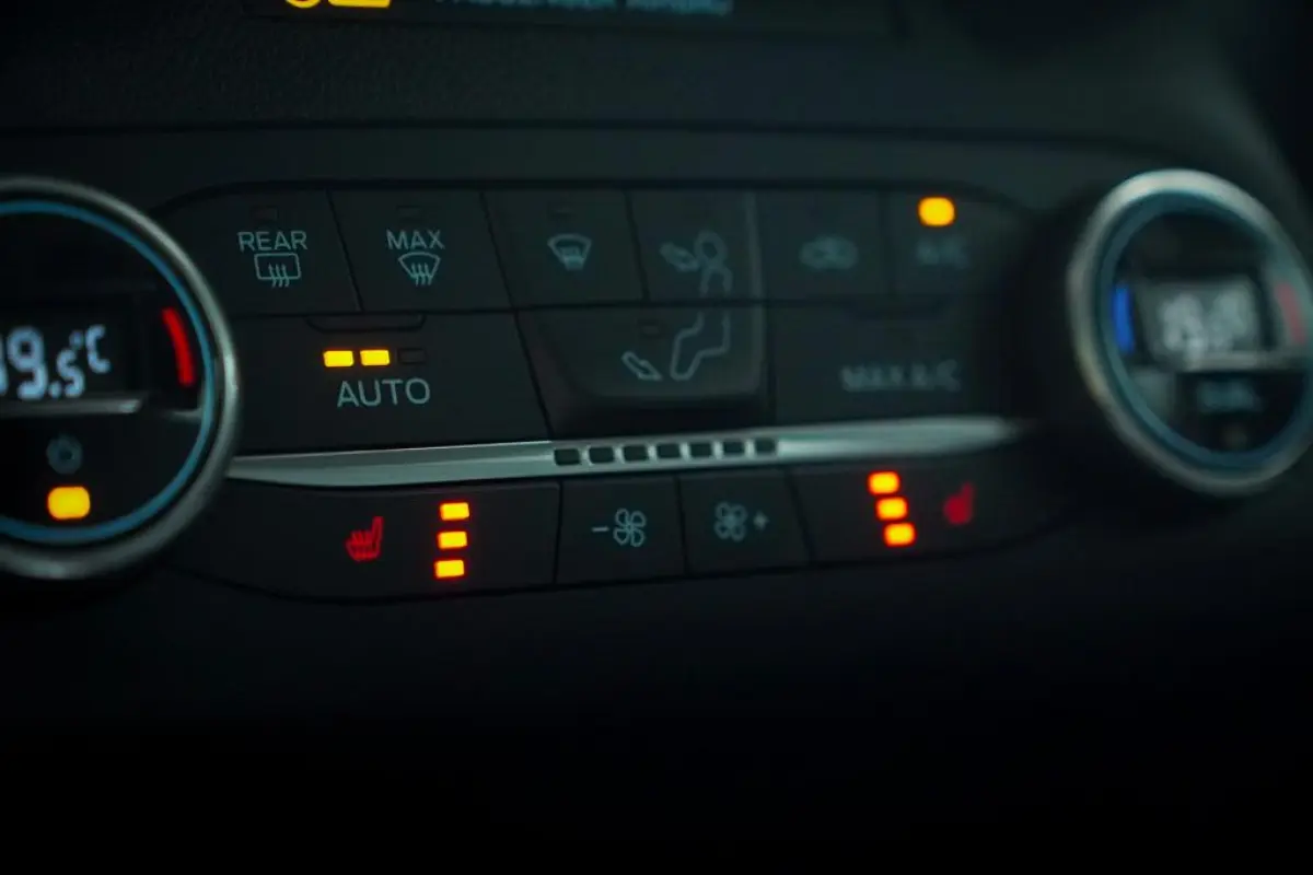 2.5 PHEV Cool&Connect / Stoelverwarming / Lage KM / Incl BTW