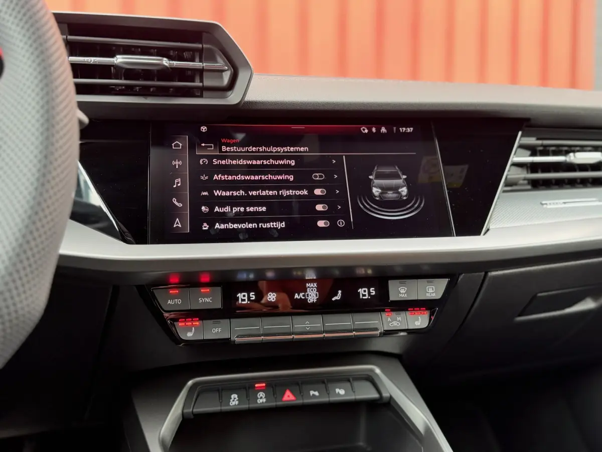 35 TFSI 3x S-Line Camera 19"RS DAB S3 Carplay