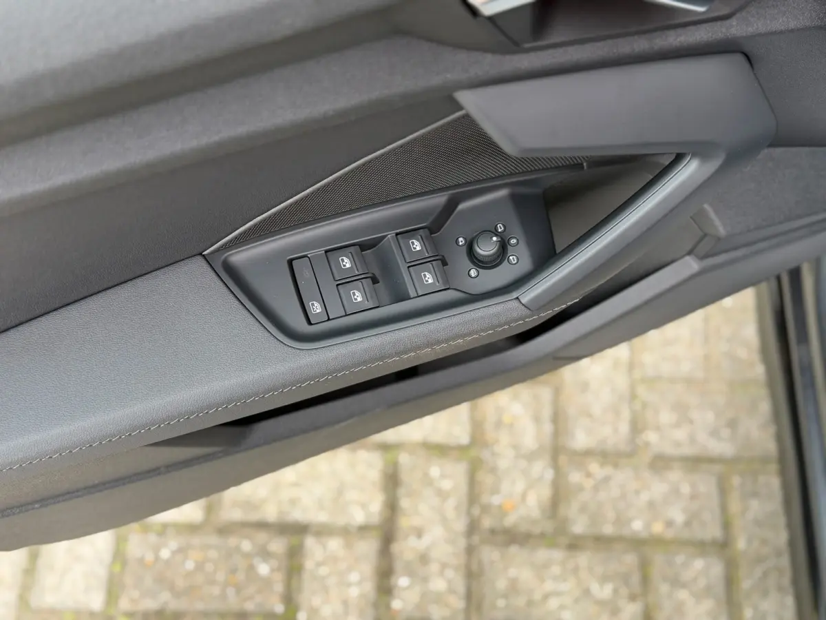 35 TFSI 3x S-Line Camera 19"RS DAB S3 Carplay